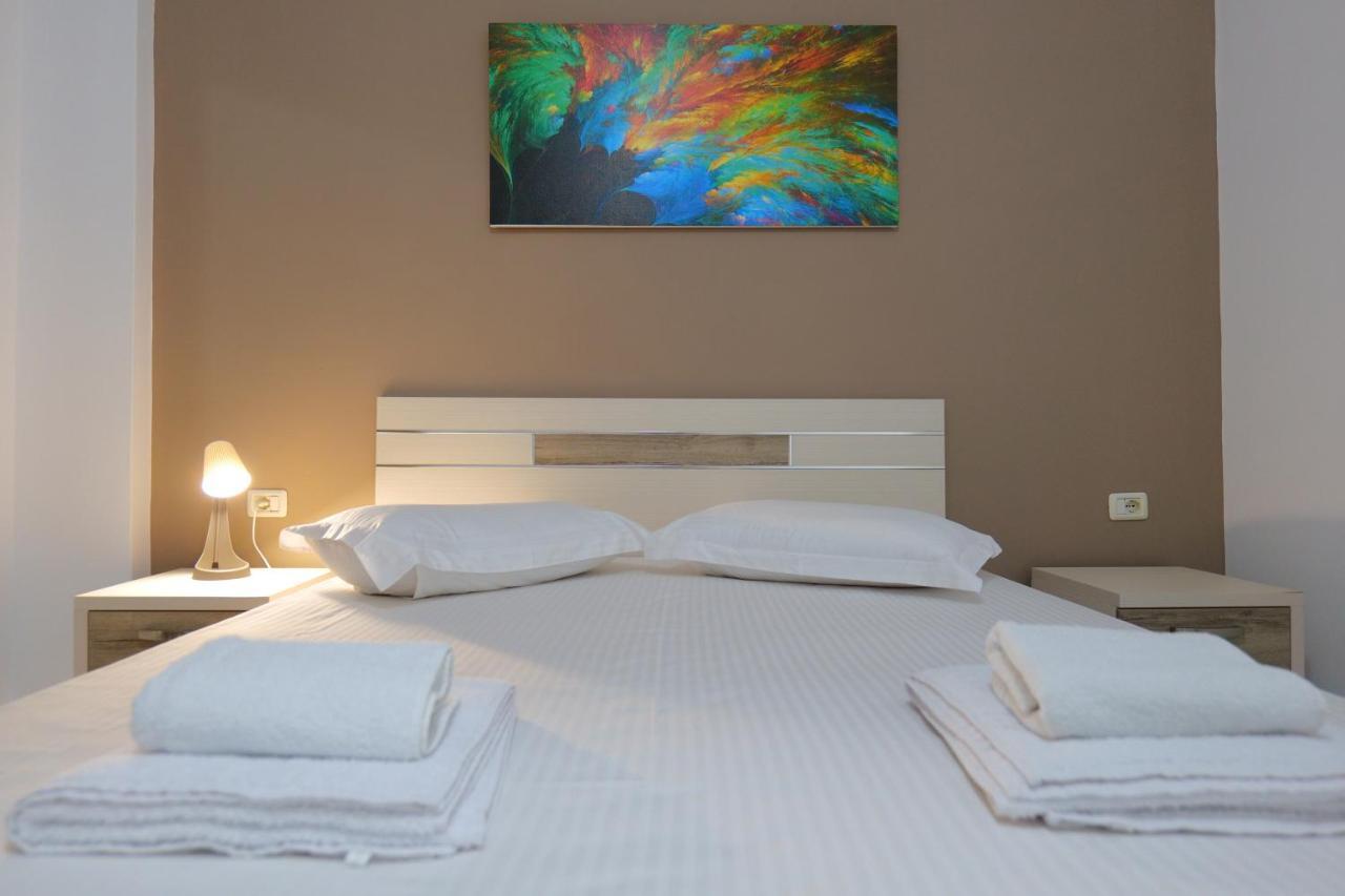 Saranda Inn Rooms & Apartments מראה חיצוני תמונה