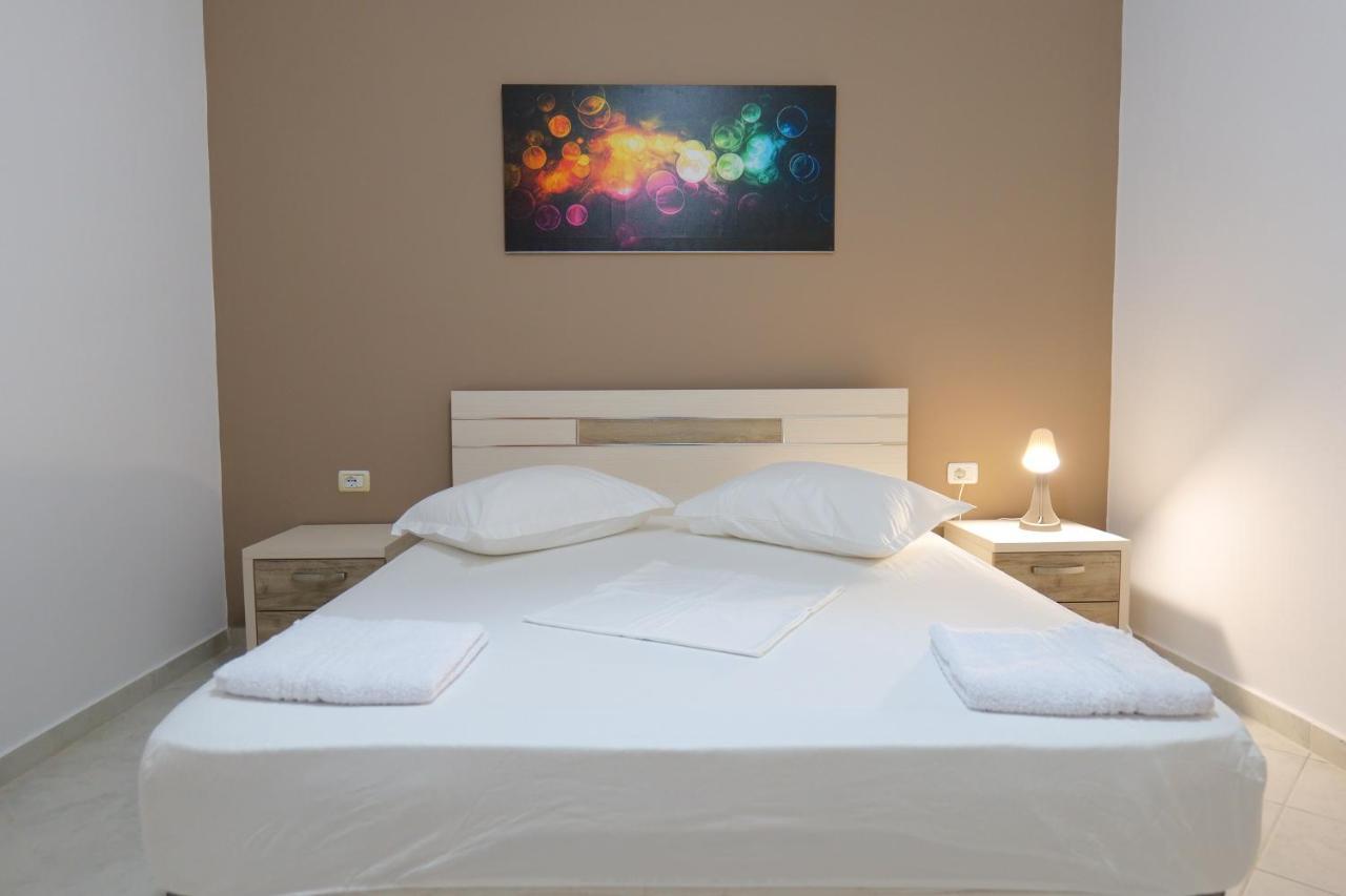 Saranda Inn Rooms & Apartments מראה חיצוני תמונה